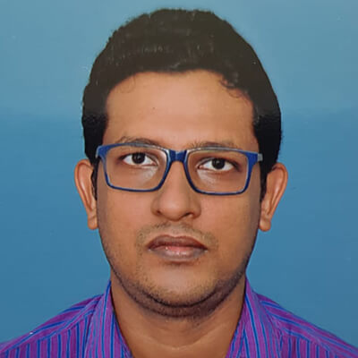 DR RAKESH NAIR